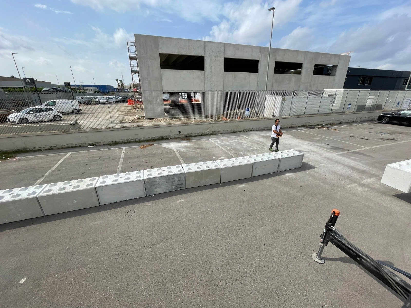 Realizzazione capannoni zona industriale Acerra - Consorzio Artemide - PLM Group