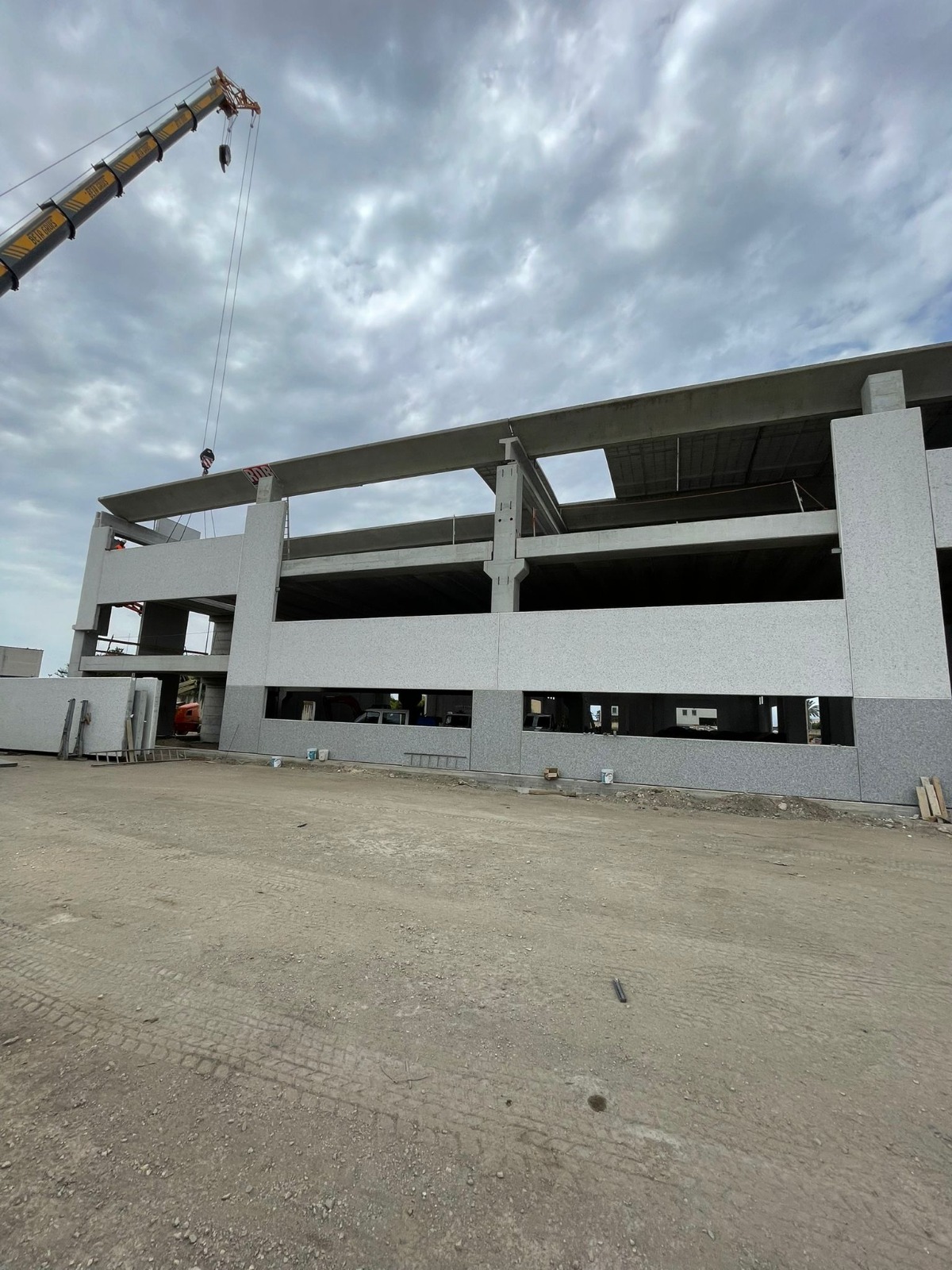 Realizzazione capannoni zona industriale Acerra - Consorzio Artemide - PLM Group