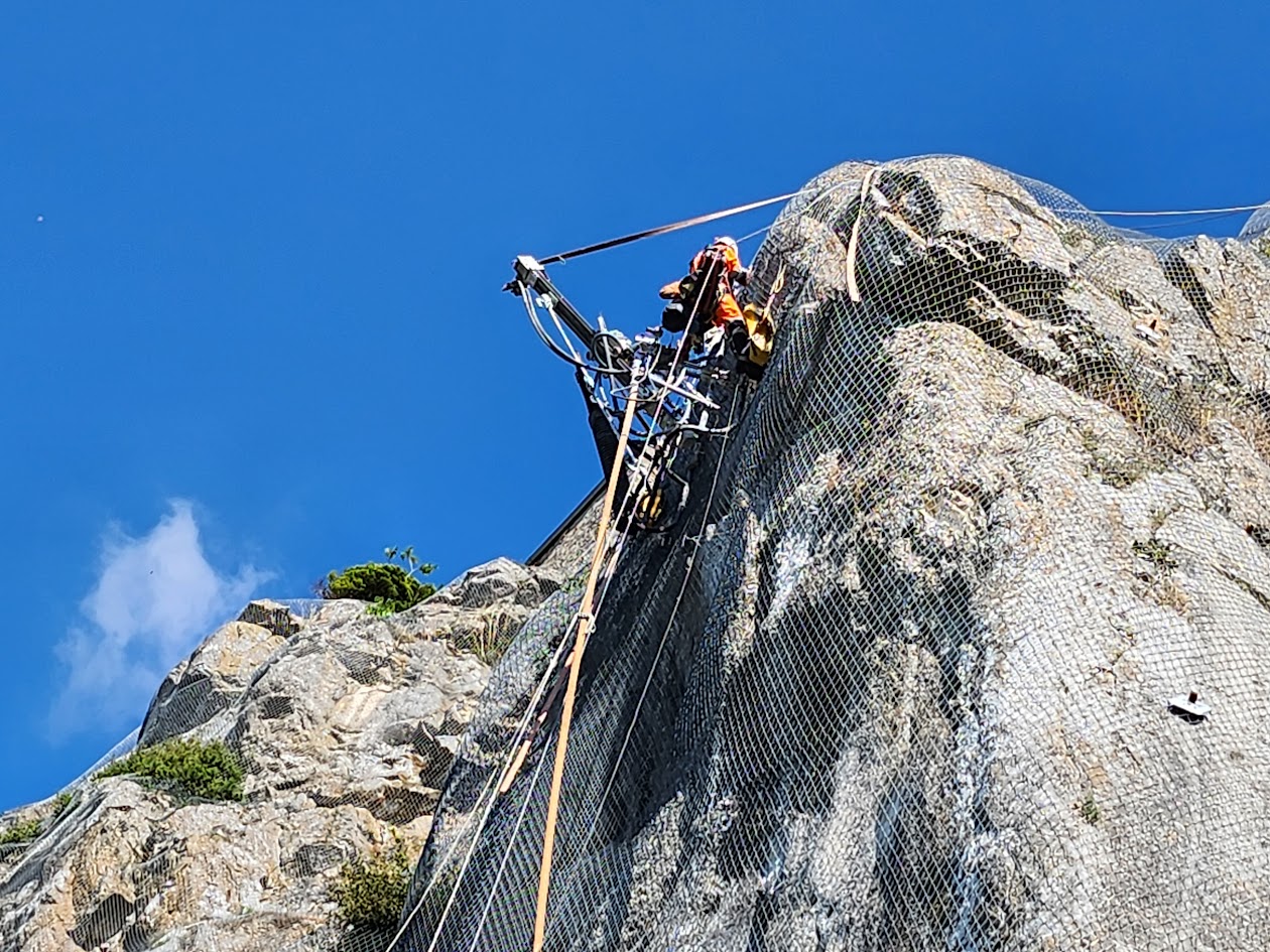 MESSA IN SICUREZZA DEL MASSO ROCCIOSO - COMUNE DI MIRANDA - ISERNIA