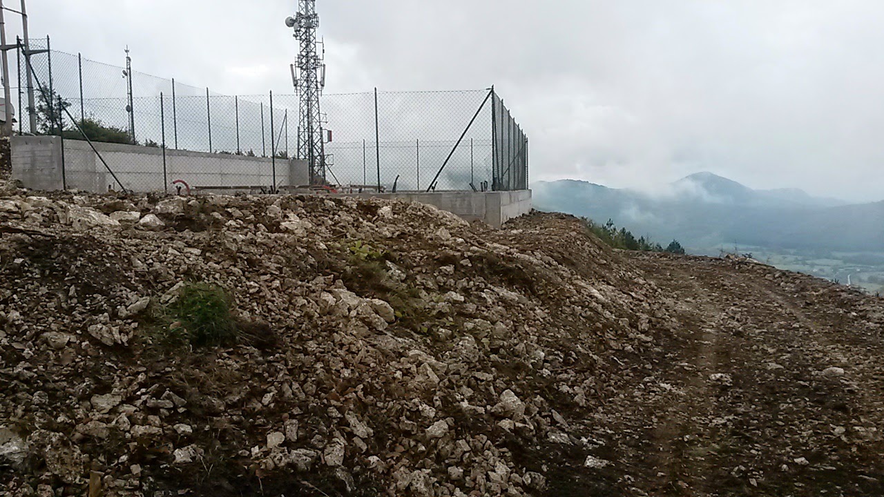 Realizzazione base plinto per tralicci telefonia mobile e radiotelevisivi Comune di San Pietro Avellana - PLM Group